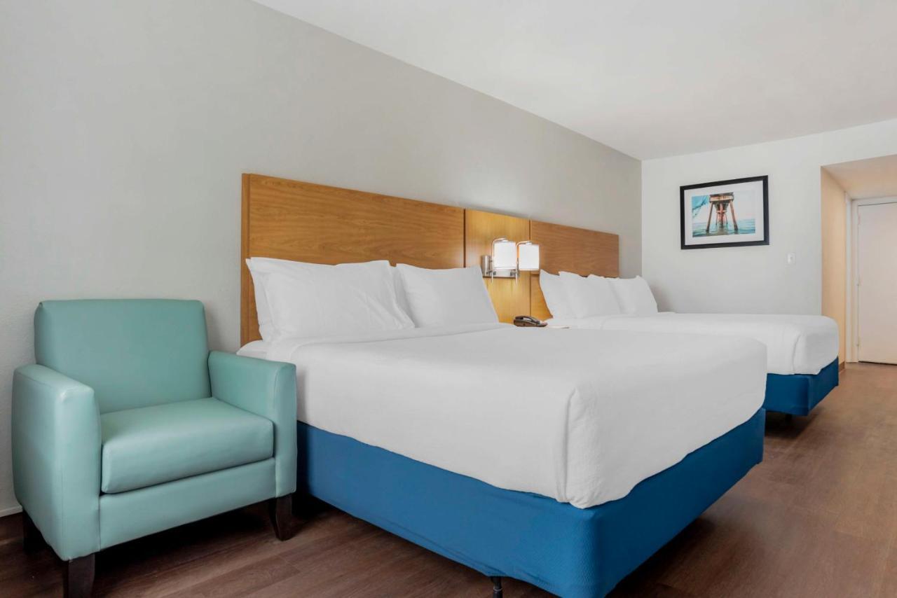 Chateau Beachfront Hotel, A By The Sea Resort Panama City Beach Exterior foto
